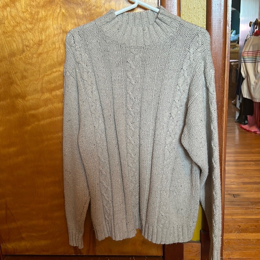 Silver knitted sweater, thick material, very warm